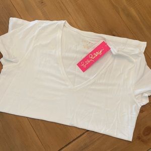 Lilly Pulitzer Michelle top white v-neck T-shirt size medium
